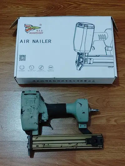 Woodpicker Pneumatic Nailer / Stapler, 14 Gauge (18-38mm nails), View more