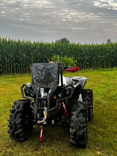 I got my 2016 can-am renegade 850 xxc 2200km Clutch kit RJWC dual exhaust Xmr snorkel Floorboards 30...