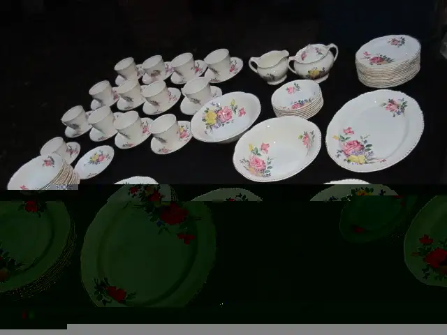 Vintage China Set - 84 pieces63735878405505128