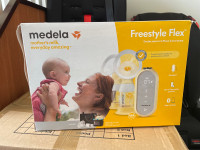 Medela free style double breast pump and accessories