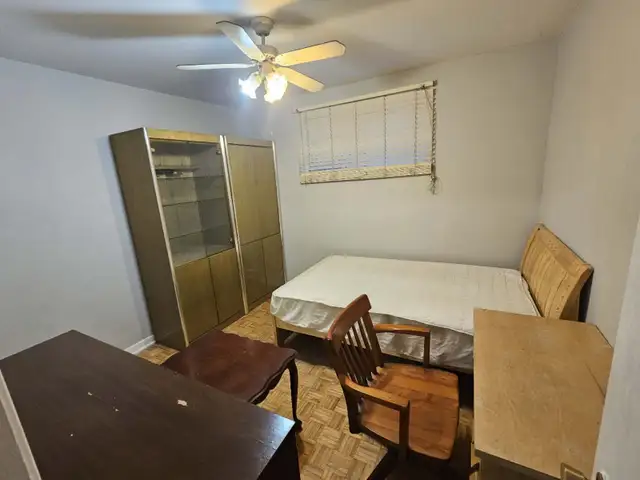 Room ALL included. Metro Beaubien/Fabre. Available week/month62864751160194121