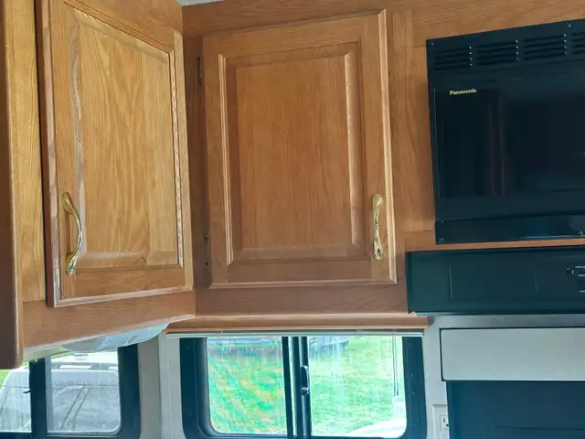 TRIPLE E CLASS A MOTORHOME in RVs & Motorhomes in Edmonton - Image 11