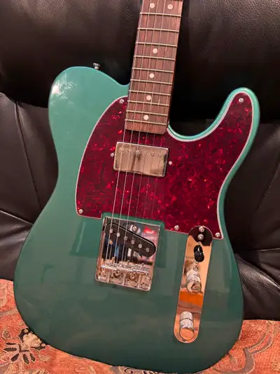 Squier Limited Edition Classic Vibe ‘60s Telecaster Sherwood Gr, View more