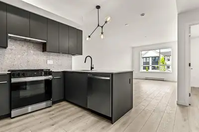 2bed 2bath apartment for rent (new construction)