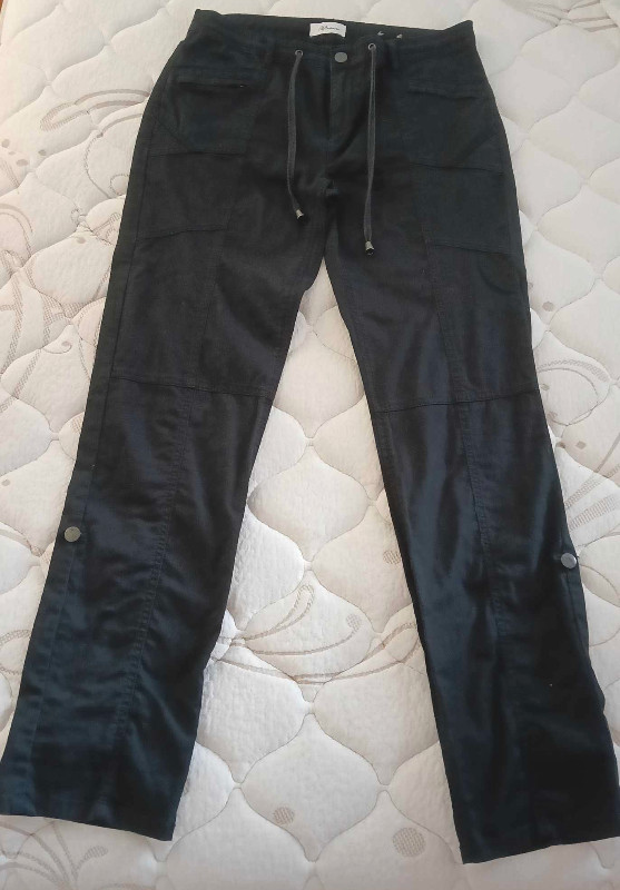 Pantalon noir Reitmans, taille 9 dans Femmes - Pantalons et shorts  à Laval/Rive Nord