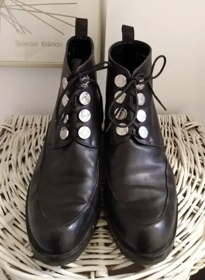 KARL LAGERFELD BLACK LEATHER ANKLE BOOTS w WEDGE HEEL SIZE 8B, View more