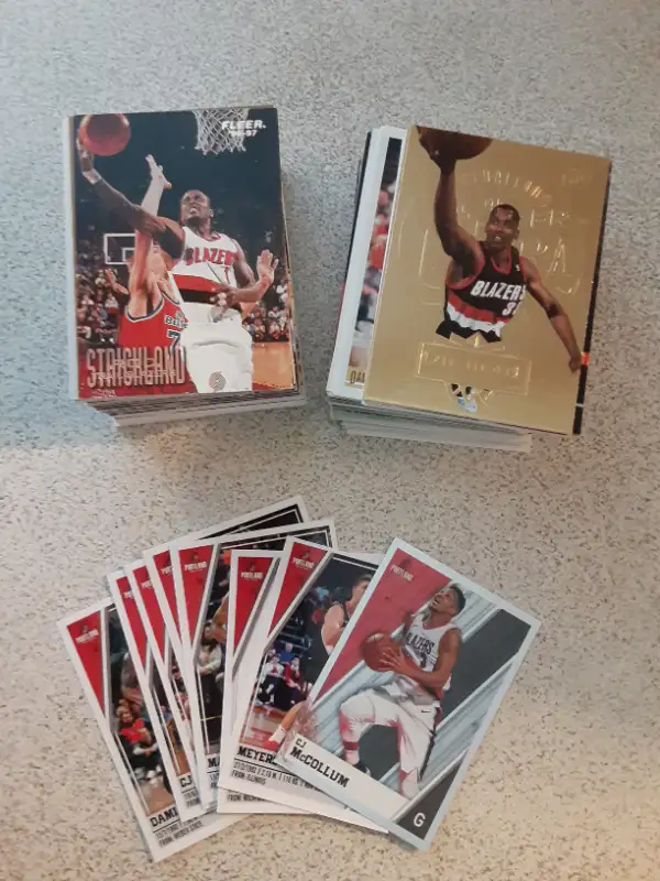 LOT DE CARTES DE BASKETBALL DES TRAIL-BLAZERS DE PORTLAND NBA in Arts & Collectibles in Laval / North Shore - Image 3