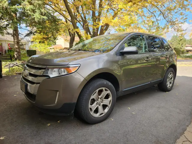 2013 Ford Edge SE