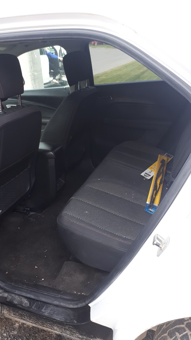 2010 chevrolet equinox in Cars & Trucks in Kawartha Lakes - Image 3