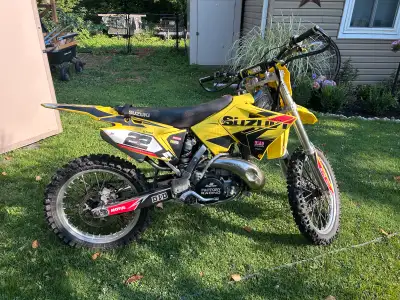 2003 RM250. Bike is in amazing condition. Top and bottom end was rebuilt with Wiscoe parts has about...