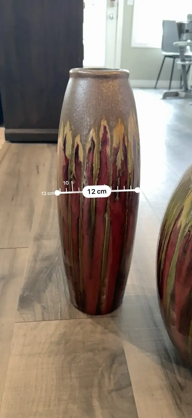 Set of decorative Vases in Home Décor & Accents in Calgary - Image 5