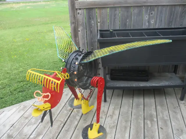 DECORATIVE STEAMPUNK INDUSTRIAL YARD ART WINGED BUG $200