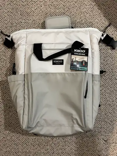 ‘Igloo’ Seadrift Switch Backpack Cooler Maxcold which is colder than normal igloo and holds 30 cans....