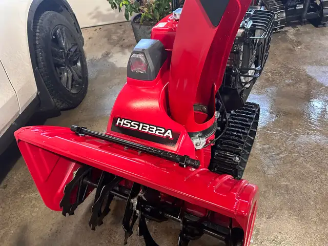 souffleuse Honda HSS1332Actd in Snowblowers in Lanaudière - Image 5