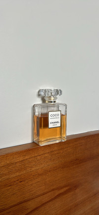 Chanel Mademoiselle Intense perfume