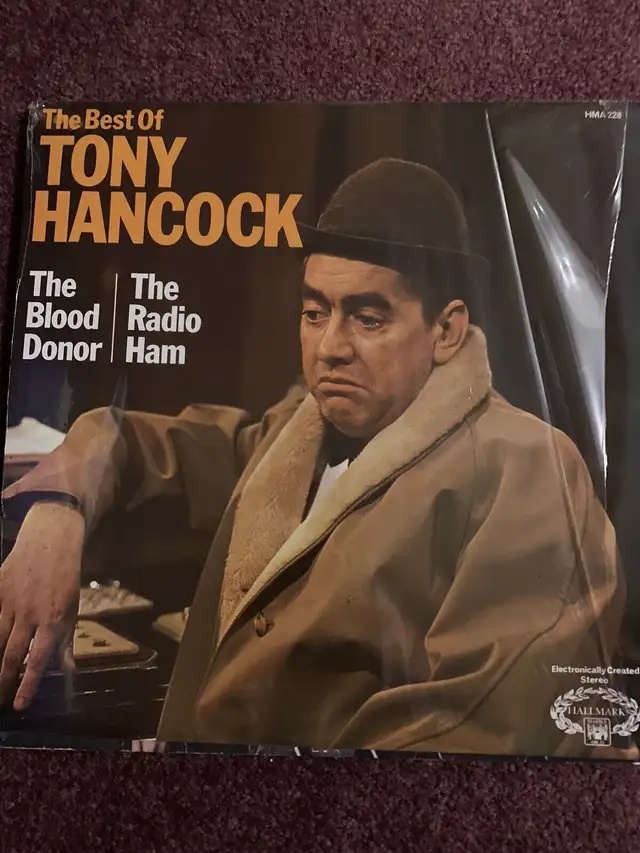 Tony Hancock on vinyl like new in Arts & Collectibles in Oakville / Halton Region - Image 2