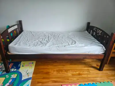 1 single mattress bed, View more