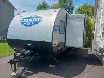 Forrest River Salem FSX 178 BHSK Bought new in 2022. Only used for a handful of trips in the past 3...