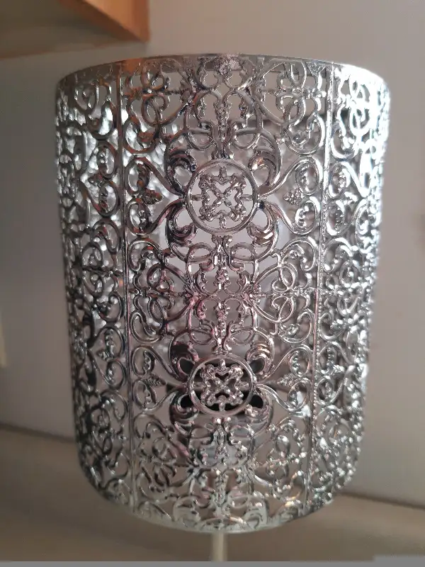 Metal desk lamp in Indoor Lighting & Fans in Cornwall - Image 4