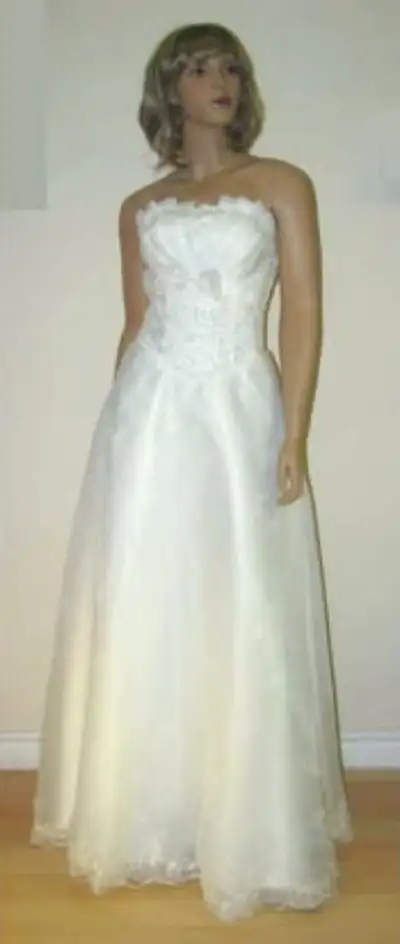 Height: 5'4" - 5'8" Bust: 28" - 32" Waist: 24" - 26" Color: White Night in Satin Wedding Dress #3505...