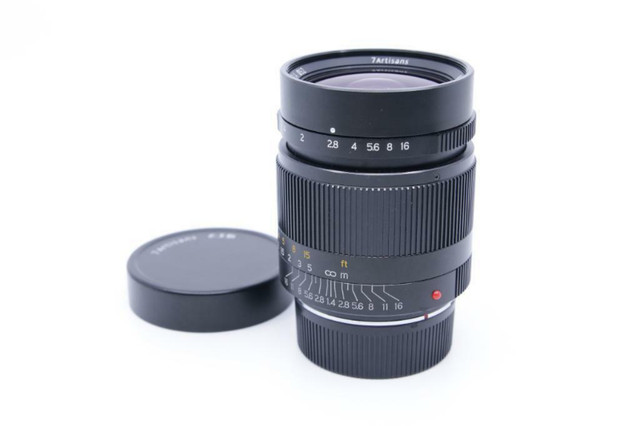 Used 7Artisans 28mm f/1.4 ASPH for M-Mount + box (ID-1147) in Cameras & Camcorders in Kitchener / Waterloo