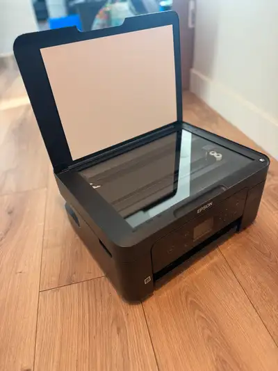 I'm selling an EPSON XP-4100 printer, which delivers high-quality printing with its colour inkjet te...