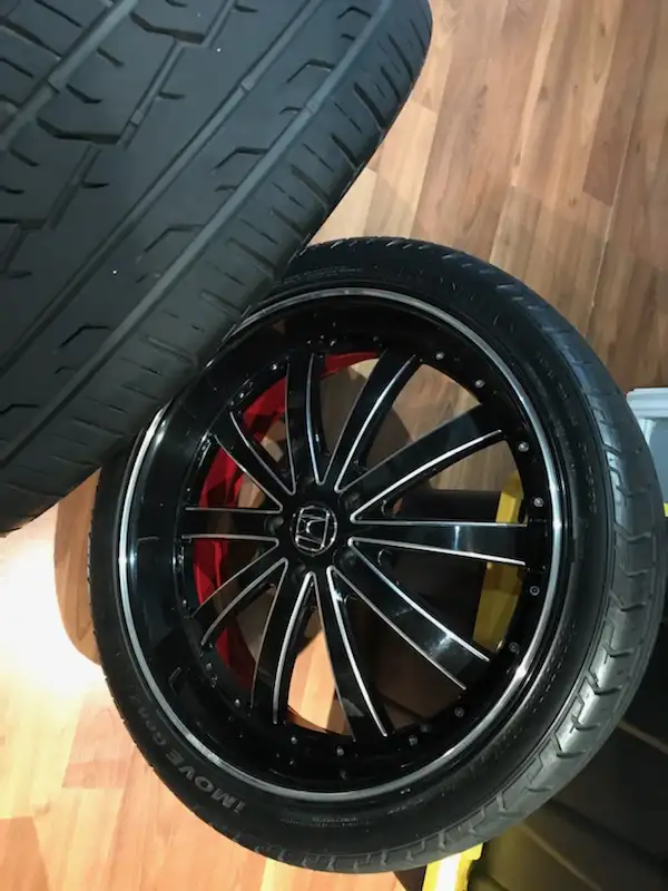 22" Red Sport Wheel 114.3x5 in Tires & Rims in Oshawa / Durham Region - Image 2