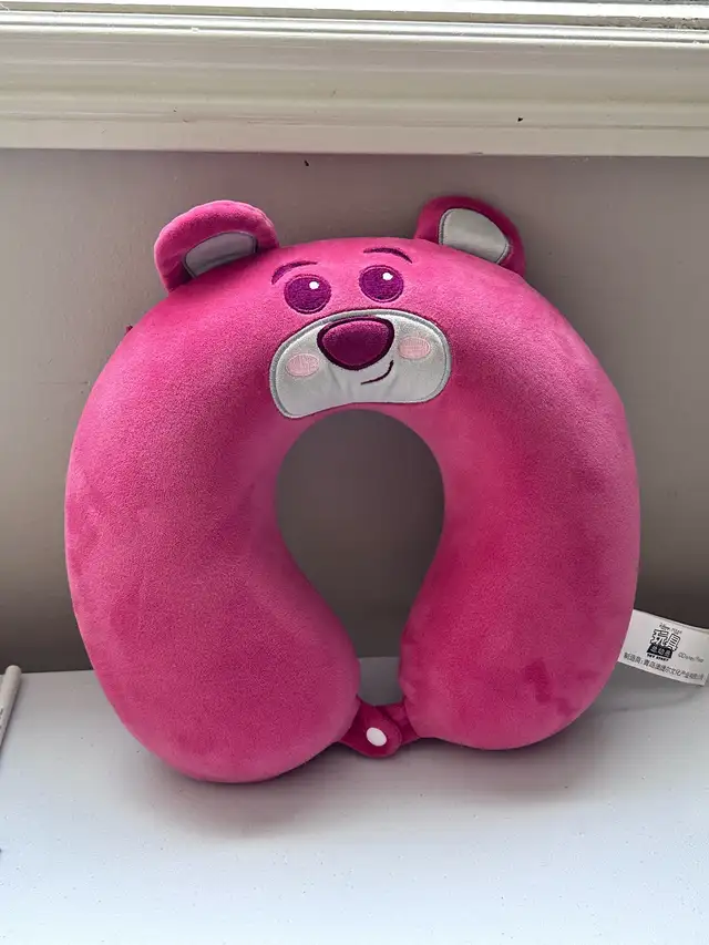 MINISO Neck U-Shaped Pillow64523621685890120