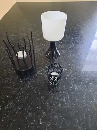 3 bougeoirs, View more