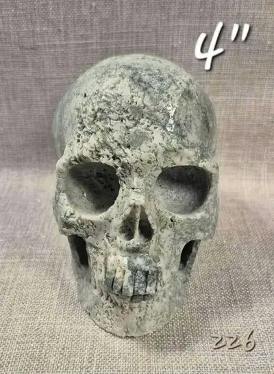 Sculpture 4" Skullis agate mousse naturelle. Milky moss skull., View more