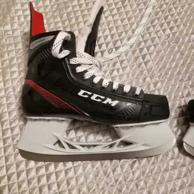 Men's Hockey Skates CCM Jetspeed size 8/9.5, View more