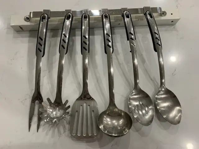 7 pieces stainless steel cooking utensils  in Kitchen & Dining Wares in Mississauga / Peel Region - Image 7