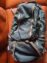 MOUNTIAN EQUIPMENT CO OP PANGEA 60 Hiking Backpack 