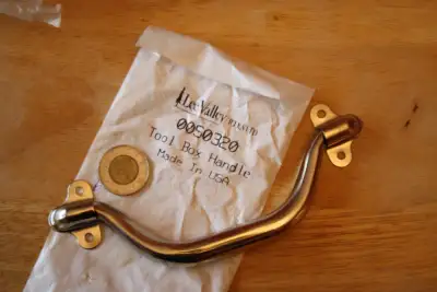 Tool box handle, from Lee Valley, NEW, chrome plated, have several, toonie is to show size, price is...