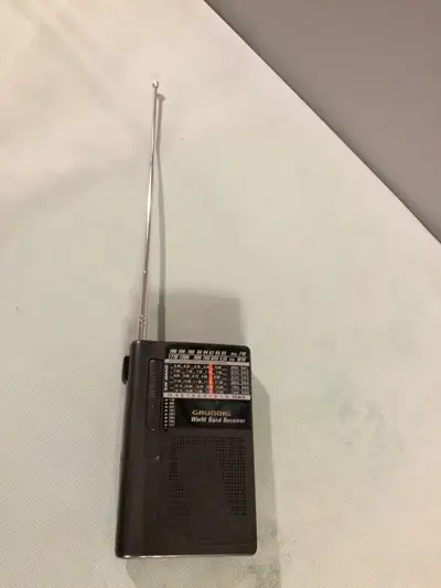 VTG 90s Grundig Mini Pocket World Band Receiver Radio ... 'RARE', View more
