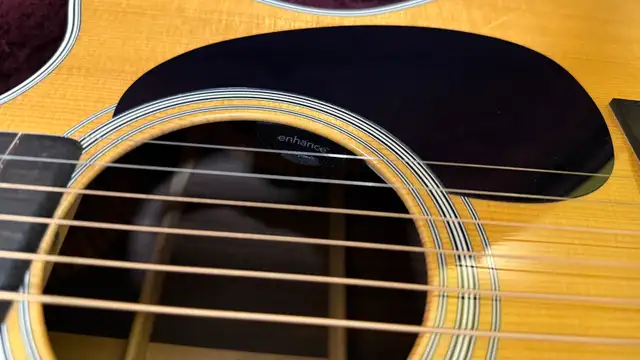 2017 Martin GPC-28E rosewood cutaway acoustic electric gu in Guitars in Gatineau - Image 5