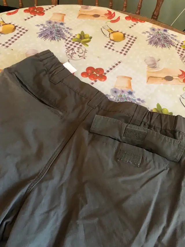 pantalon  de neige pour homme 34x34  windriver in Men's in Longueuil / South Shore - Image 8