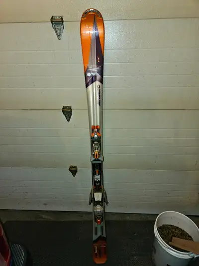 ATOMIC METRON M2 SKIS w/ ATOMIC NEOX BINDINGS, View more
