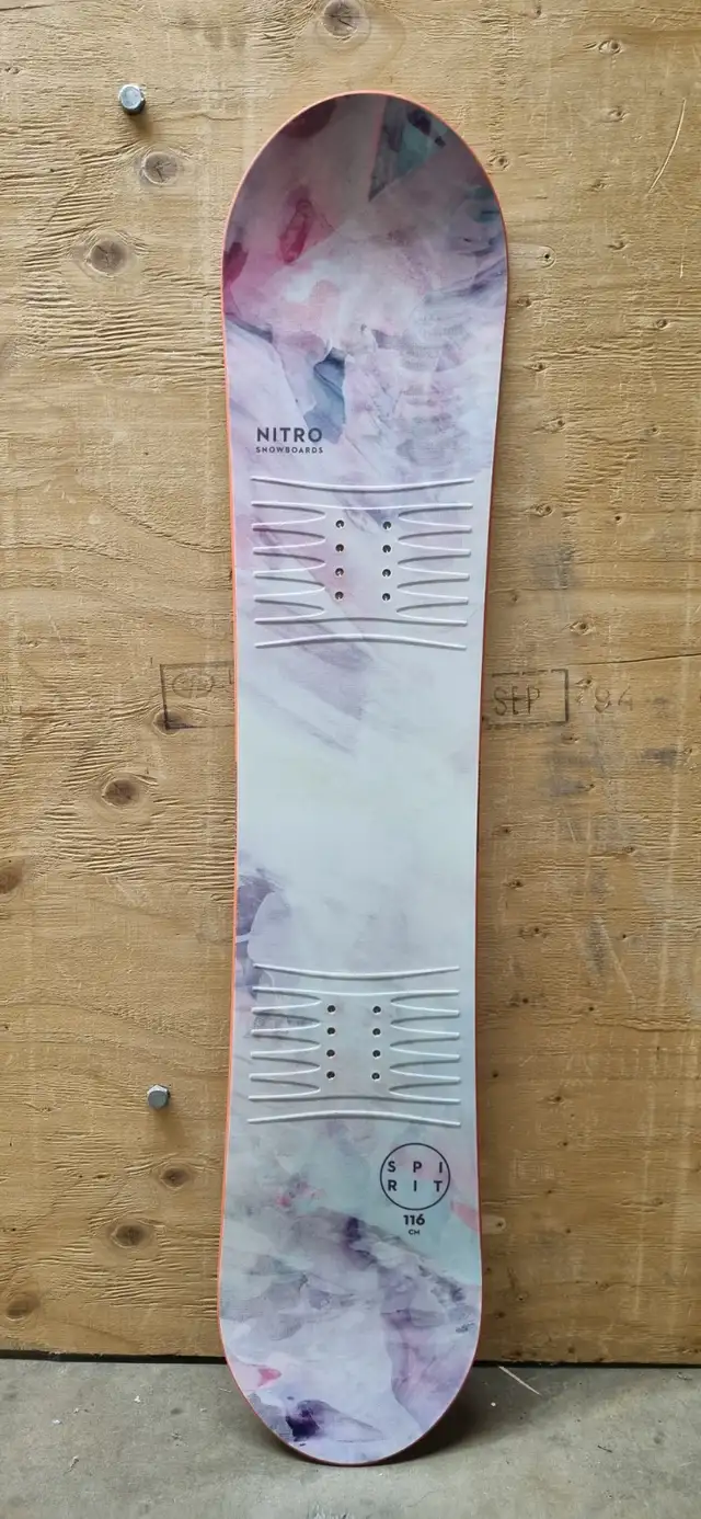 Snowboard NITRO Spirit / 116, 121, 126cm - NEUF - AM05 in Snowboard in City of Montréal - Image 2