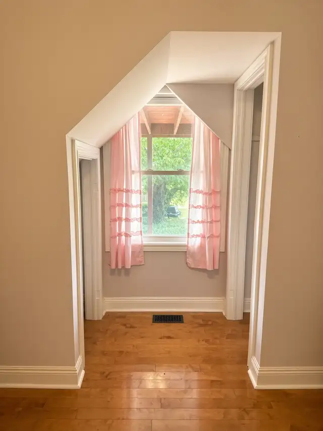 Main-Floor Private Room for Rent – Keele & Wilson$995/m + util in Room Rentals & Roommates in City of Toronto - Image 7