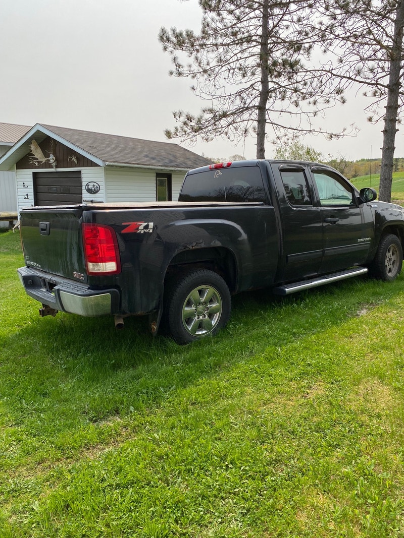 2010 GMC Sierra Pick up Cars & Trucks Muskoka Kijiji
