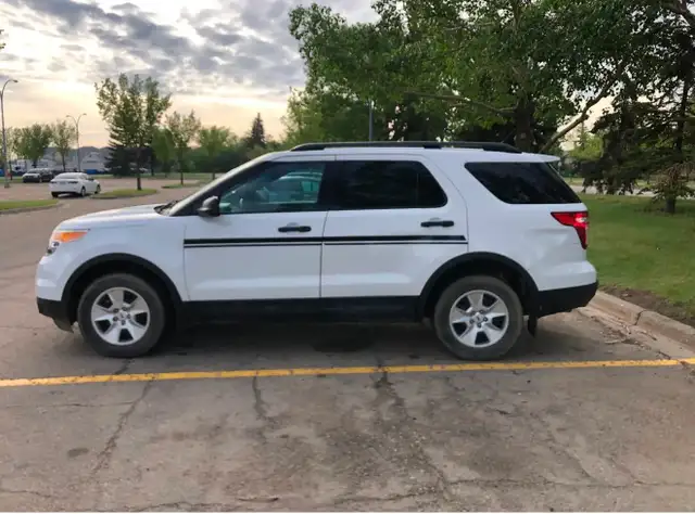 2013 FORD EXPLORER SPORT ACTIVE 7Passenger well maintained v6