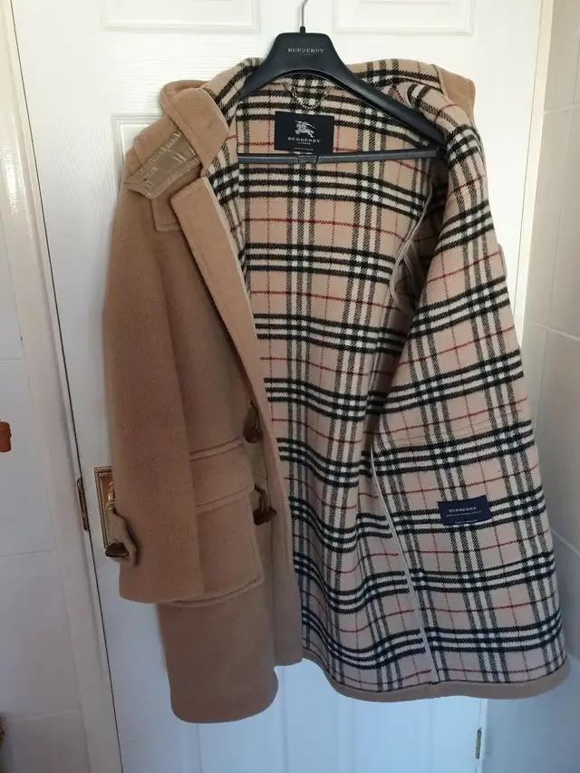 Burberry Wool Duffle Coat Winter Jacket in Men's in City of Toronto - Image 4