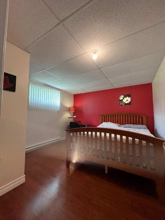 Grande Chambre meublée À LOUER 'immédiat 700$/m Charlesbourg, Qc — photo 1