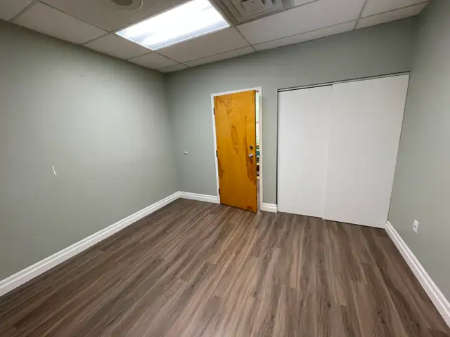 Office in medical clinic for sublet in Commercial & Office Space for Rent in Guelph - Image 8