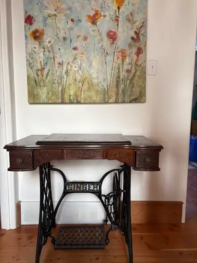 Upcycled table, View more