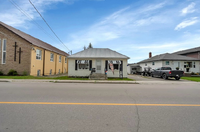 37 South Trent St, Frankford, ON in Long Term Rentals in Trenton