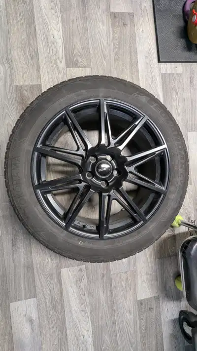4 Pneus d’été Yokohama Geolandar CVGO58 4 Mag Fast 225/55/19 Était sur un Toyota Venza 2023 Usure 10...