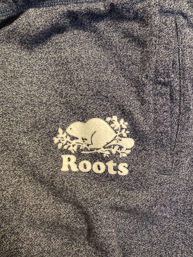 Roots Sweatpants, gently worn (XL) in Women's - Bottoms in Markham / York Region - Image 2