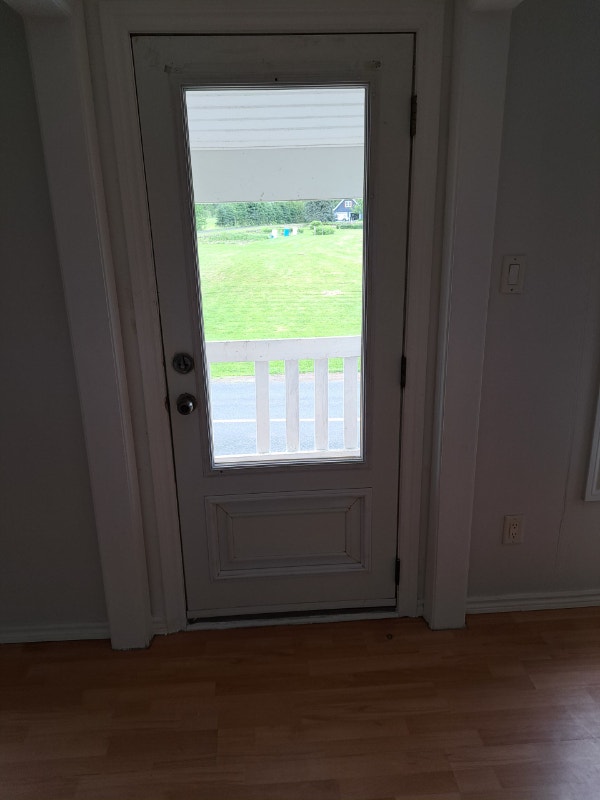 Appartement a louer a losier settlement 2 chambres.600par mois. Long